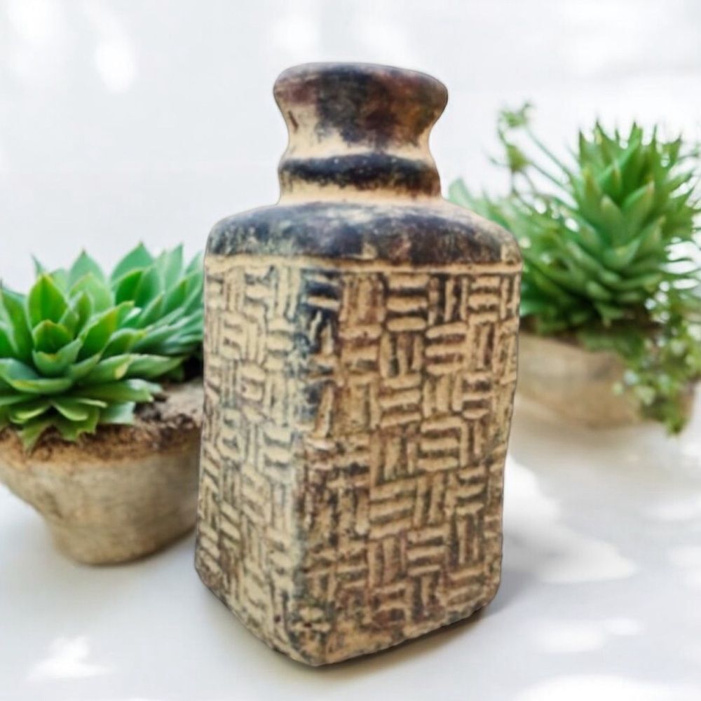 Primitive Mexican Weave Design Short Neck Square Clay Chunky Vessel Vase